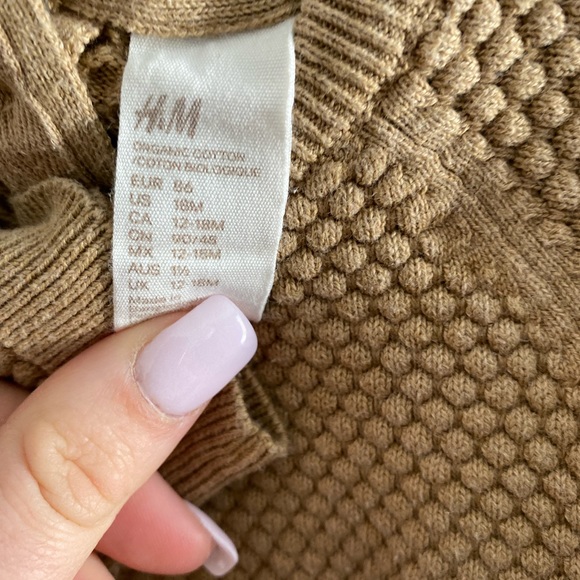 Textured Crewneck - Picture 3 of 3